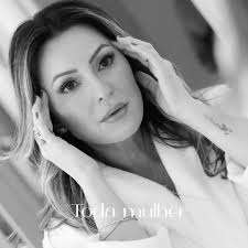 🫶Toda mulher carrega dentro de si uma beleza única.