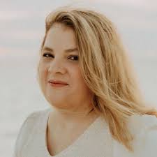 Meredith Lavender and Kendall Shores