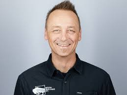 Alex Sahli's Instagram, Twitter & Facebook