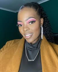 Leticia Davis's Instagram, Twitter & Facebook