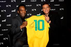 New york cosmos* oct 23, 1940 in três corações, brazil. Pele Says He Had So Many Affairs He Didn T Know How Many Kids He Had An8rwpina Nea West Africa News