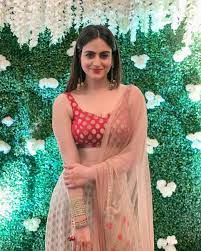 Watch indian actress wearing hot saree collection. Hot Bollywood Actress Backless Saree Pics Make You Love At First Sight