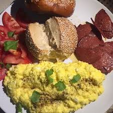 Serbisches Ruhrei Mit Kase Von Sue Ellen Chefkoch Rezept In 2020 Ruhrei Mit Kase Rezeptideen Rezepte