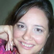 Lucy Neff's Instagram, Twitter & Facebook