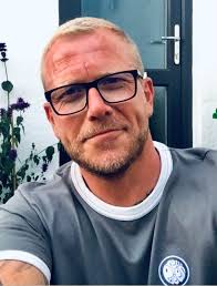 Darren Bradbury is fundraising for Menphys