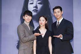 Mary elementary school, hanbat middle school, antarctic former high school, and. Song Joong Ki Jeon Yeo Bin And 2pm S Taecyeon Talk About How They Were Cast In Vincenzo And More Gossipchimp Trending K Drama Tv Gaming News