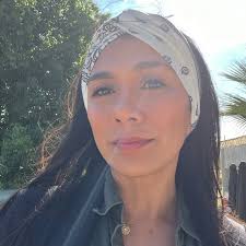 Willow and Xander wore typical clothes. Buffy and Cordelia, less so.