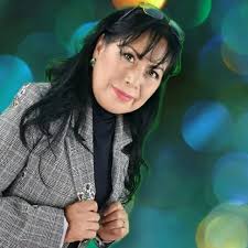 Profesora Lucy Estrada (@lucy.estrada.voz) · Instagram photos and videos