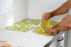 Küchenarbeitsplatte 4100 x 600 x 39 mm marmor alhambra beige. Mosaikfliesen Verlegen Vor Und Nachteile Selbermachen De