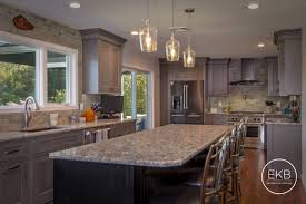 Shiloh Select Poplar Cabinets In Heatherstone And Countertops In Silestone Mediteranean Installing Kitchen Cabinets Kitchen Design Kitchen Remodel