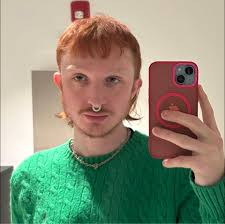 Replacing the rear tire