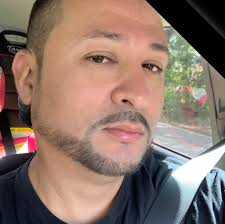 Luis Zubeldía criticó a la hinchada de Emelec y envió un mensaje a Nassib  Neme. http://bit.ly/1MZpVxQ