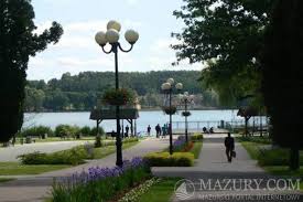 The teutonic knights, as they tended to do at that time, built themselves a fortress there back in the 14th century. Zwiedzaj Mragowo W Towarzystwie Przewodnika Atrakcje W Mragowie Atrakcje Mragowa