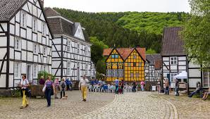 Das bfw hagen befindet sich auf. A Day In Series Hagen