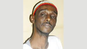 الشيخ الدكتور أبو الحارث ولد في جيلان عام 1970 وانتقل الى بغداد مع عائلته وهو هشام بن عبدالله بن عبد القادر بن موسى بن عبد القادر الكيلاني حفيد الطريقة الكيلانية يرجع بنسبه الحسيني للإمام علي كرم الله وجهه وتتلمذ على يد جده الشيخ عبد القادر الكيلاني. Ø§Ù„Ø­ÙˆØ§ØªØ© Ø³ÙˆØ¯Ø§Ù†ÙŠÙˆÙ† Ø¹Ù„ Ù…Ù‡Ù… Ù…Ø­Ù…Ù€Ù€Ù€ÙˆØ¯ Ø¹Ø¨Ø¯Ø§Ù„Ø¹Ù€Ù€Ø²ÙŠØ² Ø§Ù„ÙˆÙØ§Ø¡ Ø¥Ù„Ù‰ ÙÙ†Ù‡ ÙˆØ§Ù„ØªÙ…Ø±Ø¯ Ø³ÙŠØ§Ø³Ø© Ù…Ù„Ø§Ø­Ù‚ Ø£Ø³Ø¨ÙˆØ¹ÙŠØ© Ù…Ø§ ÙˆØ±Ø§Ø¡ Ø§Ù„Ø³ÙŠØ§Ø³Ø© Ø§Ù„Ø¥Ù…Ø§Ø±Ø§Øª Ø§Ù„ÙŠÙˆÙ…