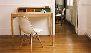 Außerdem kannst du darunter leicht sauber machen. Blog Zuhause Arbeiten Kleiner Schreibtisch Oder Sekretar