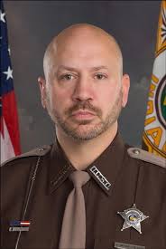 Wade Pierce's Instagram, Twitter & Facebook