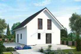 Die veranda mit schaukelstuhl zeigt die vorliebe der bauherren zum country style. Einfamilienhaus Akazienallee Ideal Fur Schmale Grundstucke Gussek Haus Hausbaudirekt De