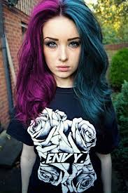 That S Really Interesting Split Dyed Hair Hair Styles Cool Hair Color