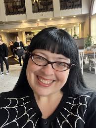 Wrapping up a whirlwind trip to The Garden State to celebrate Anya  Singleton's 50th birthday! We ate REAL pizza and inhaled quite a bit of  men's cologne, and most importantly, I hugged