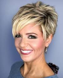 Lauri James-Morache (golamora)