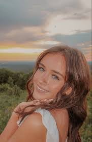 Whitney Yarbrough's Instagram, Twitter & Facebook