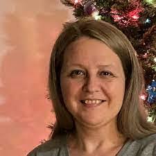 Heather Dubay's Instagram, Twitter & Facebook