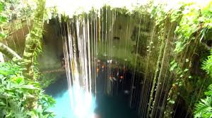 cenote / sinkhole ik kil yucatan mexico