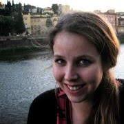 Laura Strout's Instagram, Twitter & Facebook