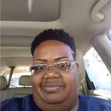 Lashell Smith's Instagram, Twitter & Facebook