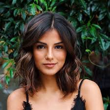 Wavy Short Hair Style Frisuren Schulterlang Haarschnitt Kurz Mittellanges Haar Rundes Gesicht