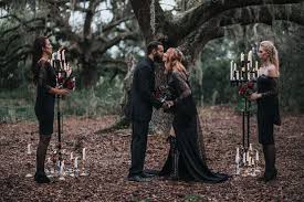 This Halloween Wedding Is A Haunting Good Time Wiccan Wedding Witch Wedding Edgy Wedding