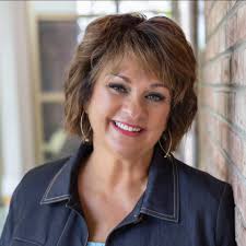 🔊 Please join us in welcoming a new staff member to our team, Jolene  Anderson! 🎉 We are SO excited to welcome Jolene back to South Shore as our  Business Education Teacher