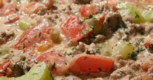 Immer Wenn In Meiner Wochentlichen Gemusekiste Gurke Tomaten Und Dill Drin Sind Gibt Es Bei U Schmorgurken Schmorgurken Mit Hackfleisch Schmorgurken Mit Hack