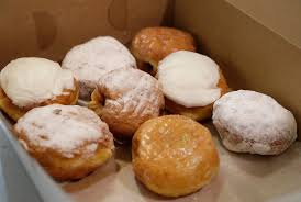 Here's where to find the polish treat. Where To Find Paczki For Fat Tuesday 2021 In The Milwaukee Area