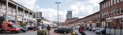Wenn es nach hamburgs markthändlern und schaustellern geht, soll auf dem fischmarkt bald wieder leben einkehren. Fischmarkt Hamburg Altona Fmh Hhla