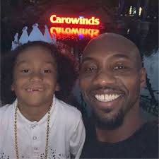 Adrian Calloway's Instagram, Twitter & Facebook