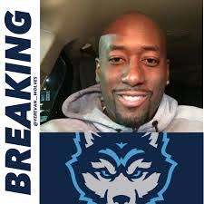 Darren Randle's Instagram, Twitter & Facebook