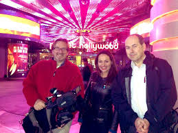 She primarily reads business news to morning viewers on the bbc breakfast program. 3ej6o77sviqlim