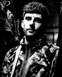 What would you like to see me do more of this year within our industry?!?!?  Work and develop with more brands? Collaborations & tutorials for barbers?  Enter more competitions?