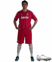 Real madrid club de fútbol. Real Madrid 3rd Shirt 2011 12