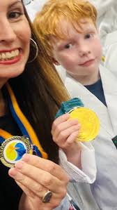 Lauren Burns PhD (@laurenburnsgold) • Instagram photos and videos