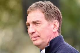 Santilli challenged former terrorist and Kirchnerist candidate Jorge Taiana  to a debate before the election.