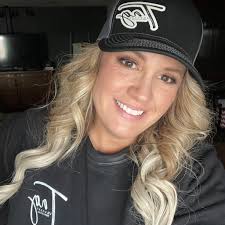 Carie Fry (@carie.fry) • Facebook