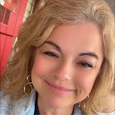 Amanda Dixon updated her status.