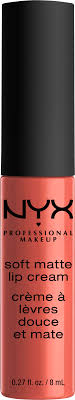 The shade is really an exquisite hearty pink shade with a slight trace of mauve and that is the reason it looks incredibly normal on the lips. Nyx Professional Makeup Lippenstift Soft Matte Lip Cream Cannes 19 8 Ml Dauerhaft Gunstig Online Kaufen Dm De