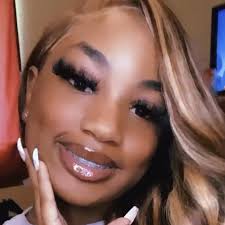 Darreyel Jackson and Chiquita Holcombe's Wedding Website