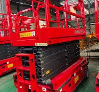 Man Lift Battery Power Hydraulic Scissor Lifts Electric Tracked Scissor  Lift Gtjz 6m 8m 10m 12m 14m 16m 320kg Hydraulic Lifting Equipment Self Work  ...