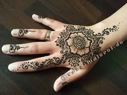 Hier findest du eine genaue anleitung und tolle. Henna Tattoo Berlin Cabo Malerei Galerie