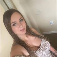 Erica Sprinkle's Instagram, Twitter & Facebook